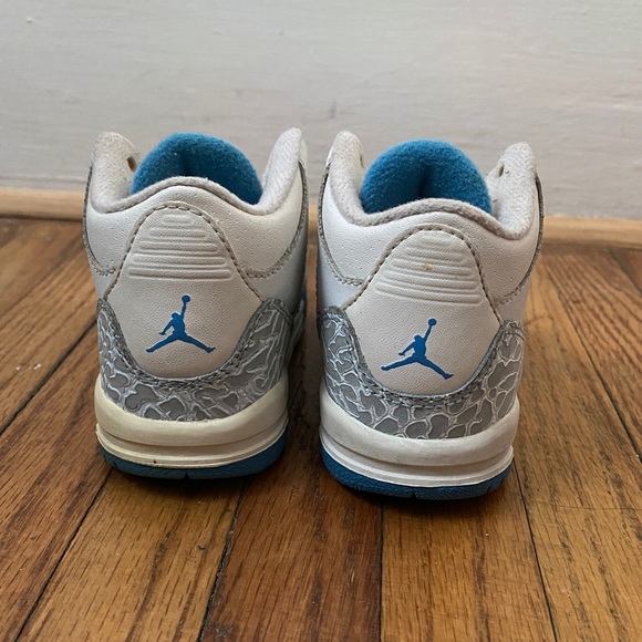 Jordan 3 Harbor Blue - Picture 3 of 6